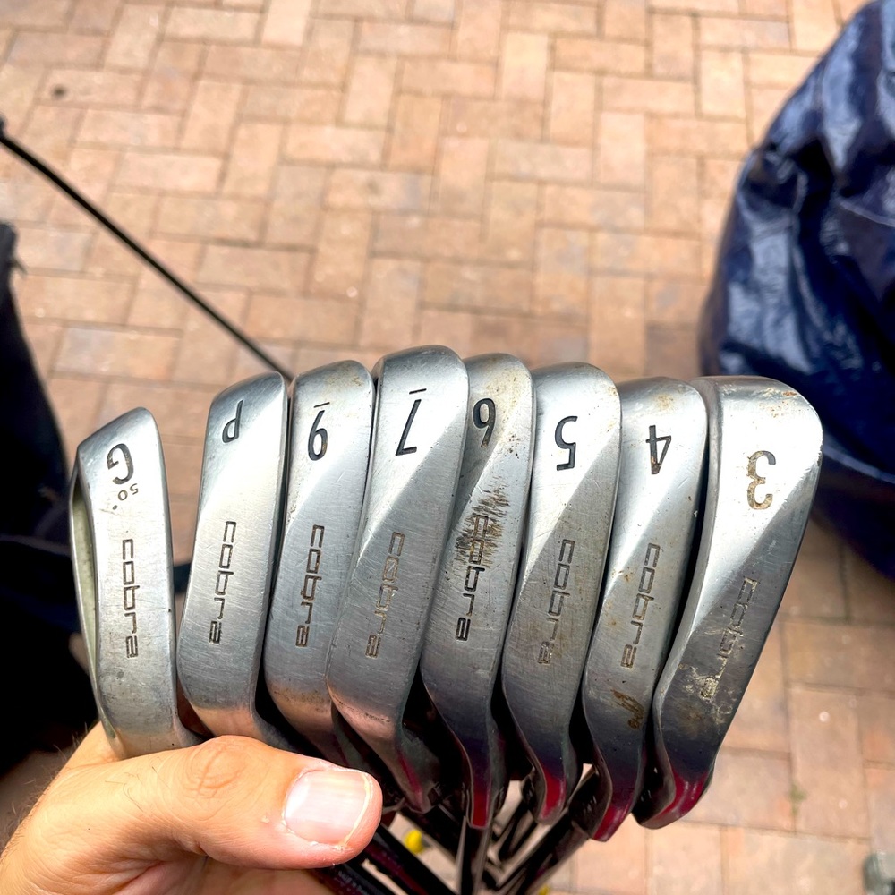 King Cobra II Iron Set 8 Pc In Right Handed 
Graphite shafts in regular flex .